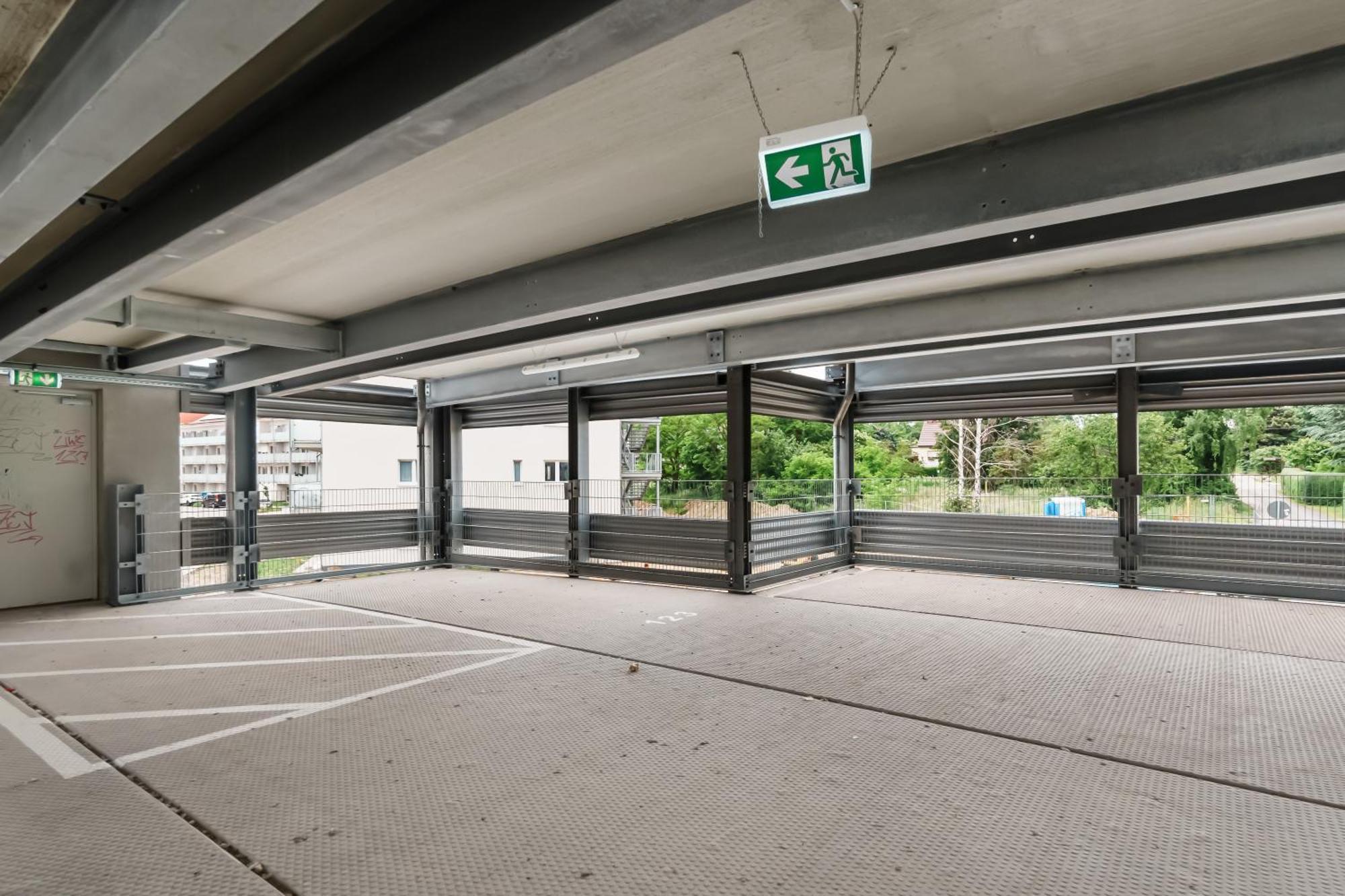 Ferienwohnung Design Luxus, Vollausstattung, Neubau, 30Min Hbf Leipzig 8, Naehe Flughfaen, Bmw, Dhl, Amazon Schkeuditz Exterior foto