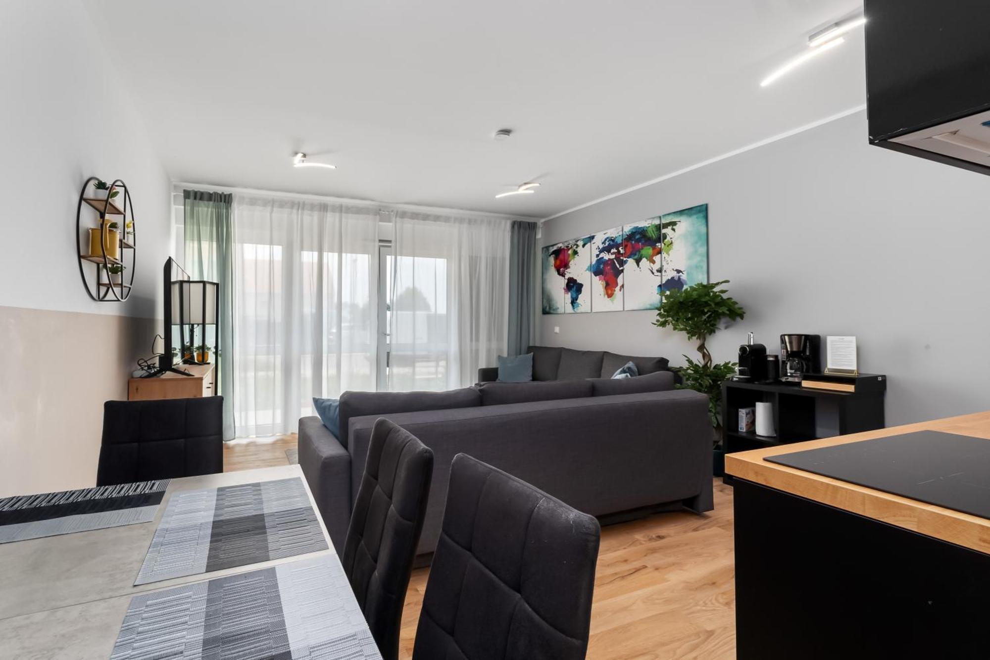 Ferienwohnung Design Luxus, Vollausstattung, Neubau, 30Min Hbf Leipzig 8, Naehe Flughfaen, Bmw, Dhl, Amazon Schkeuditz Exterior foto