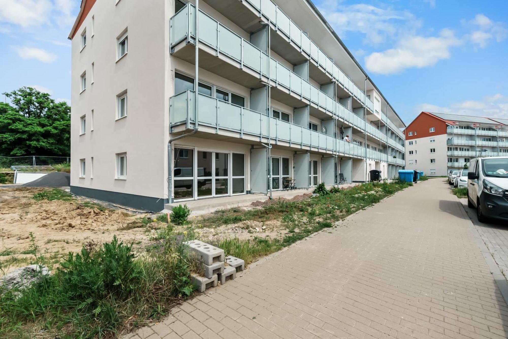 Ferienwohnung Design Luxus, Vollausstattung, Neubau, 30Min Hbf Leipzig 8, Naehe Flughfaen, Bmw, Dhl, Amazon Schkeuditz Exterior foto