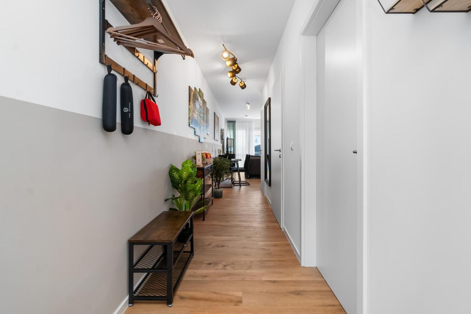 Ferienwohnung Design Luxus, Vollausstattung, Neubau, 30Min Hbf Leipzig 8, Naehe Flughfaen, Bmw, Dhl, Amazon Schkeuditz Exterior foto
